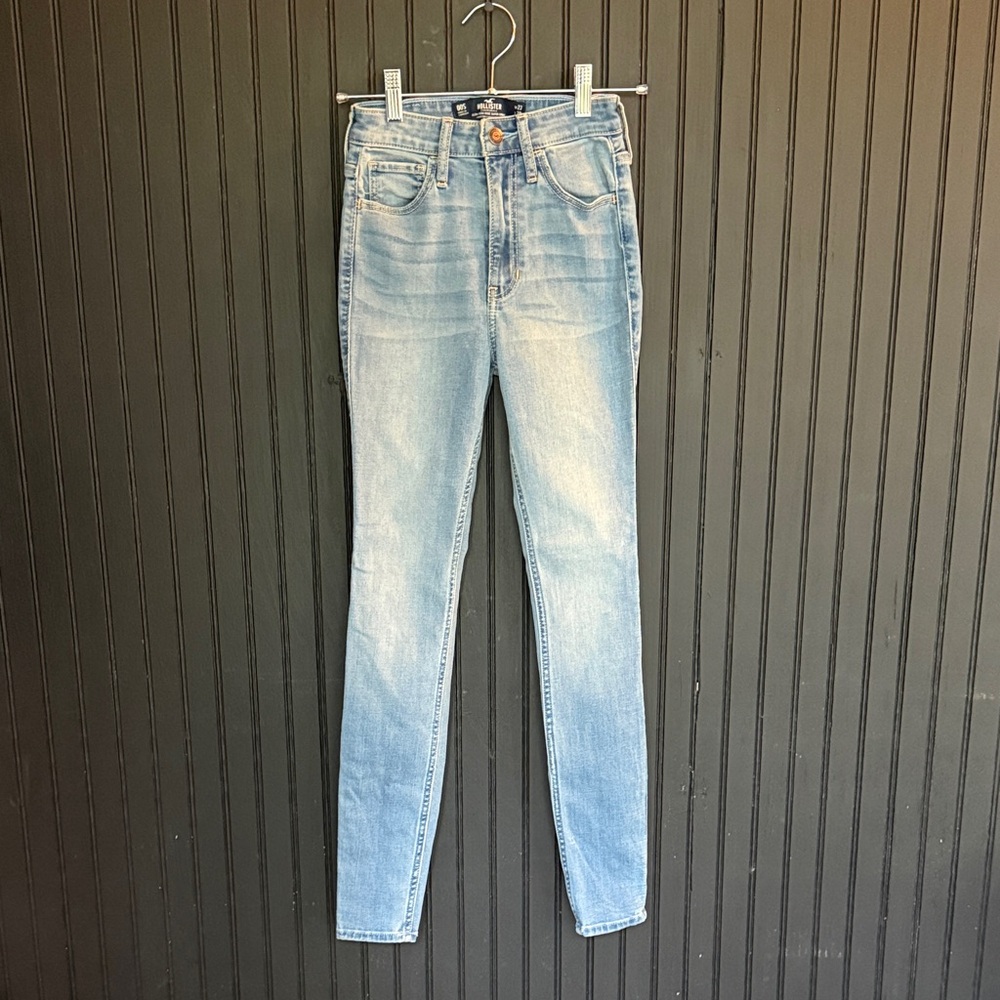 Hollister Ultra High Rise Super Skinny Jeans